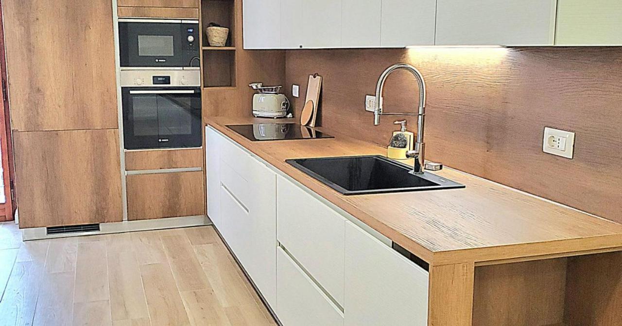 Bright And Large Apartment Via Montegrappa Livorno Exterior foto