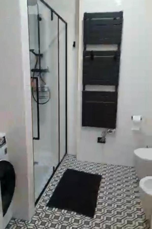 Bright And Large Apartment Via Montegrappa Livorno Exterior foto
